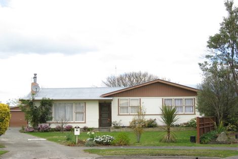 Photo of property in 12 Laws Place, Pirimai, Napier, 4112