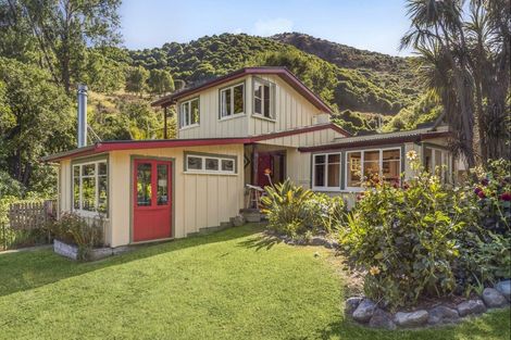 Photo of property in 21 Airlie Street, Glenduan, Nelson, 7071