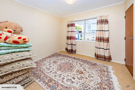 Photo of property in 1/47 Larne Avenue, Pakuranga Heights, Auckland, 2010