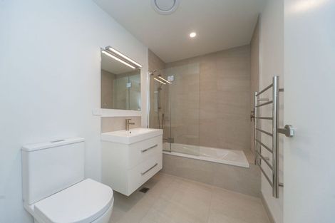 Photo of property in 33 Oakum Road, Whitby, Porirua, 5024