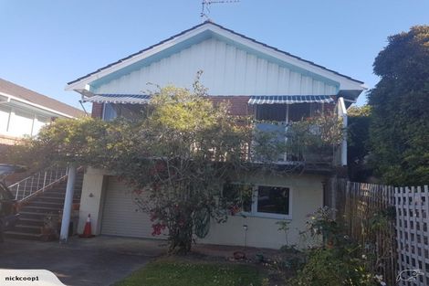 Photo of property in 1/15 Kayeleen Place, Cockle Bay, Auckland, 2014