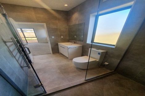 Photo of property in 12 Weri Road, Karaka, Papakura, 2113