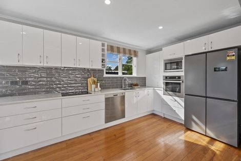 Photo of property in 32 Palmerston Road, Havelock North, 4130