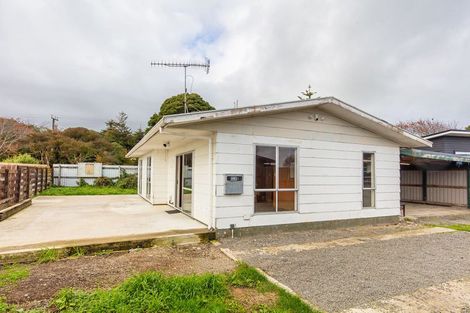 Photo of property in 8a Kebbell Avenue, Levin, 5510
