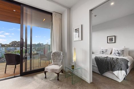 Photo of property in 308/8a Lake Pupuke Drive, Takapuna, Auckland, 0622