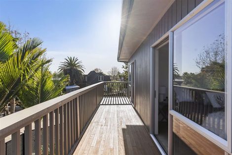 Photo of property in 10 Sanctuary Point, Sunnyhills, Auckland, 2010