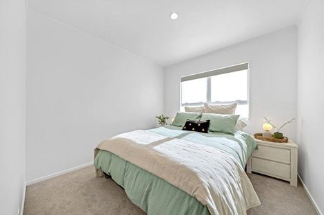 Photo of property in 36a Zefiro Drive, Massey, Auckland, 0614