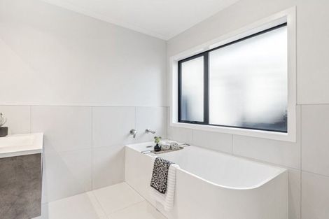 Photo of property in 24 Drower Glen, Flagstaff, Hamilton, 3210