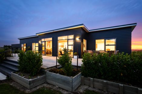 Photo of property in 567 Lethbridge Road, Halcombe, 4775