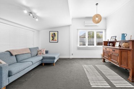 Photo of property in 74 Nelson Crescent, Napier South, Napier, 4110