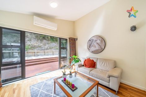 Photo of property in 93 Cedar Street, Maungaraki, Lower Hutt, 5010