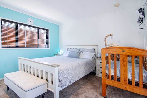 Photo of property in 7 Paloma Court, Hillpark, Auckland, 2102