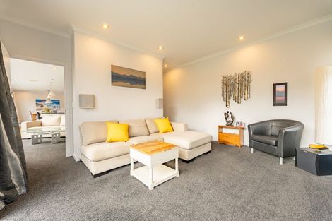 Photo of property in 2 Meadowstone Street, Gleniti, Timaru, 7910