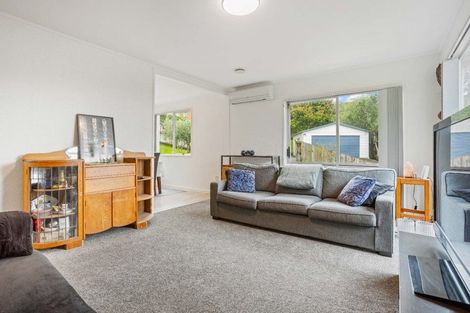 Photo of property in 44 Clyma Place, Massey, Auckland, 0614