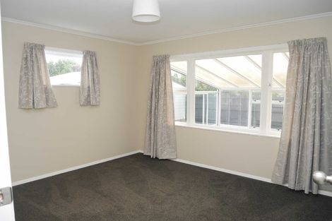 Photo of property in 84 Ruapehu Street, Paraparaumu, 5032