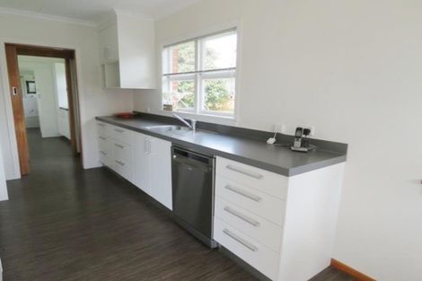 Photo of property in 66 Record Street, Fitzroy, New Plymouth, 4312