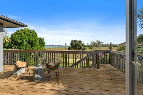 Photo of property in 99 Beresford Street, Bayswater, Auckland, 0622