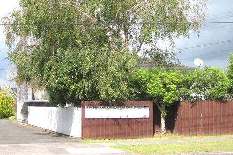 Photo of property in 4/116 Titirangi Road, New Lynn, Auckland, 0600