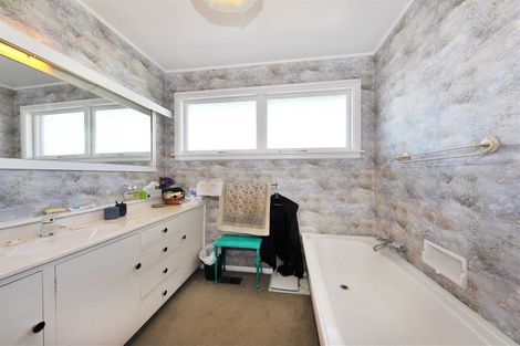 Photo of property in 108 Roberta Drive, Somerfield, Christchurch, 8024