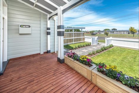 Photo of property in 42 Niblett Street, Whanganui, 4500