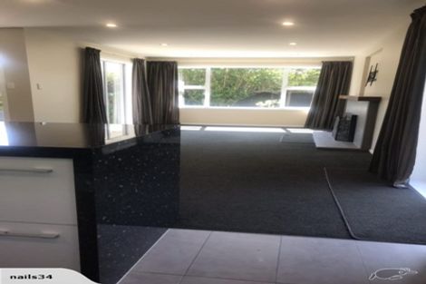 Photo of property in 8 Doyle Place, Avondale, Christchurch, 8061