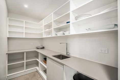 Photo of property in 37 Farrant Drive, Wanaka, 9305