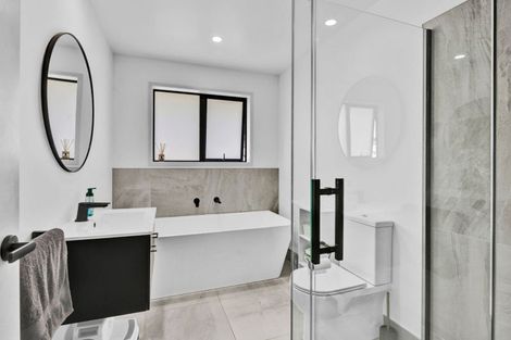 Photo of property in 35 County Drive, Hawera, 4610