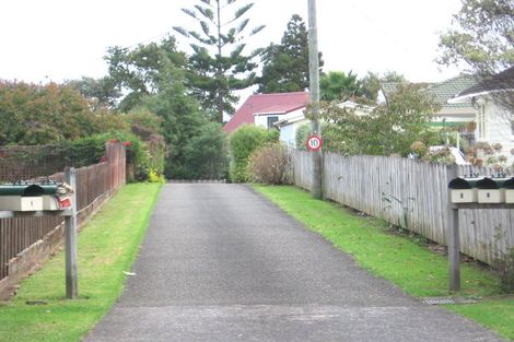 Photo of property in 1/16 Duncan Avenue, Te Atatu South, Auckland, 0610
