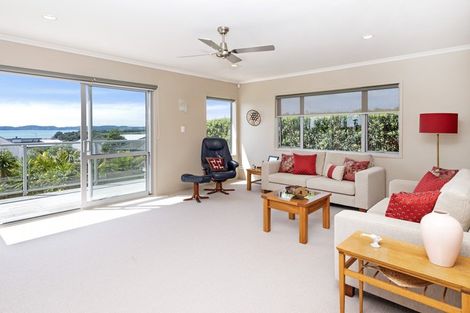 Photo of property in 10 Liberty Crescent, Beachlands, Auckland, 2018