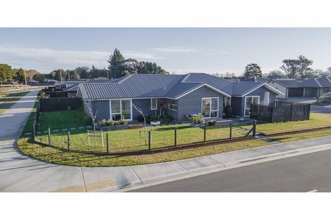 Photo of property in 1 Tara Crescent, Woodend, 7610