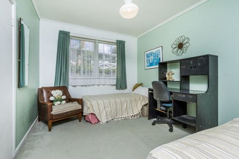 Photo of property in 708 East Coast Road, Pinehill, Auckland, 0632