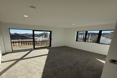 Photo of property in 44d Orams Road, Hillpark, Auckland, 2102