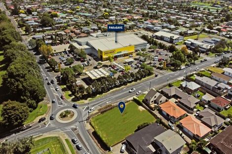 Photo of property in 77 Queen Street, Pukekohe, 2120