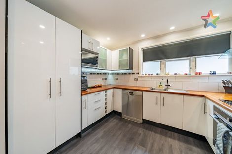 Photo of property in 23 Wyndrum Avenue, Waterloo, Lower Hutt, 5011