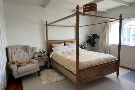 Photo of property in 37 South Street, Papakura, 2110