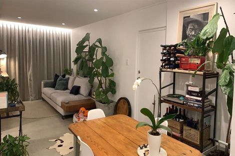 Photo of property in 1/24a Landscape Road, Mount Eden, Auckland, 1024