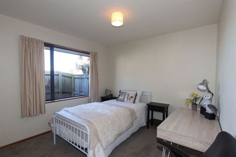 Photo of property in 339 Keyes Road, New Brighton, Christchurch, 8083
