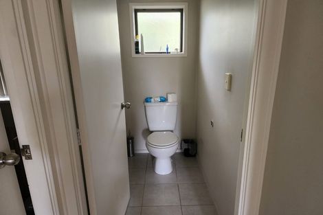 Photo of property in 1/133 Glenmore Road, Sunnyhills, Auckland, 2010