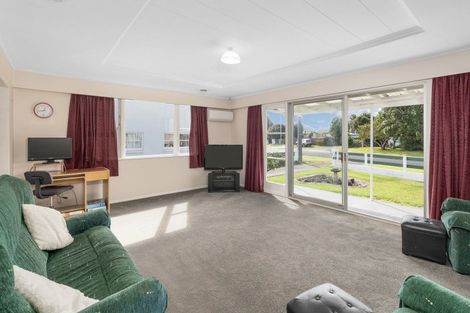 Photo of property in 14 Cook Drive, Whitianga, 3510