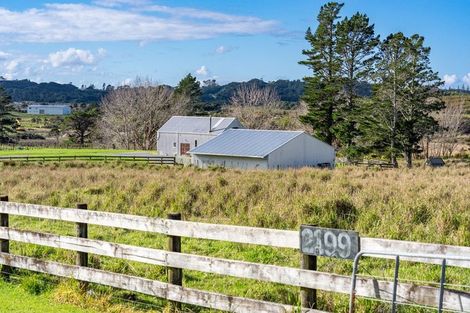 Photo of property in 2199 Cove Road, Mangawhai, 0573