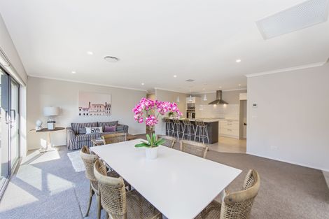 Photo of property in 73 Madison Terrace, Silverdale, 0932