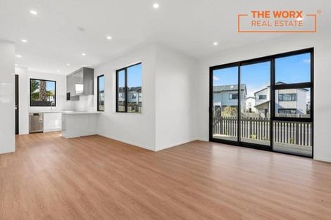 Photo of property in 193b Mahia Road, Wattle Downs, Auckland, 2103