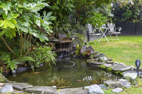 Photo of property in 744 Acacia Bay Road, Acacia Bay, Taupo, 3330
