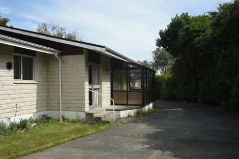 Photo of property in 11 Glenavon Place, Ilam, Christchurch, 8041