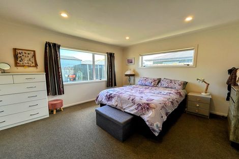 Photo of property in 10 Wescombe Grove, Feilding, 4702