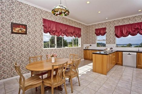 Photo of property in 64 Okura River Road, Okura, Albany, 0792