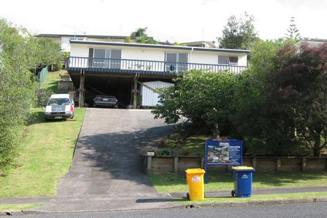 Photo of property in 86 Stapleford Crescent, Browns Bay, Auckland, 0630