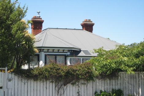 Photo of property in 98 Somerfield Street, Somerfield, Christchurch, 8024