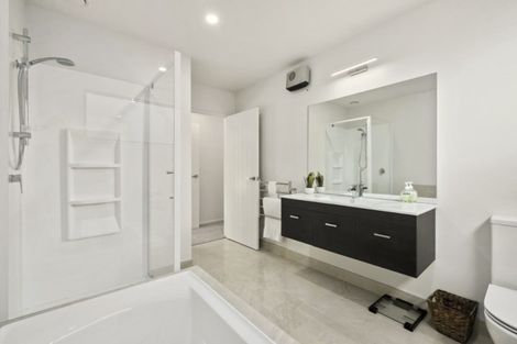 Photo of property in 22 Huxley Place, Lake Hayes, Queenstown, 9304