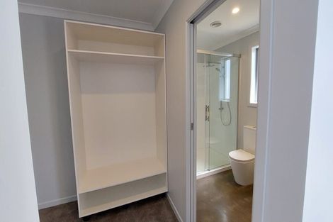 Photo of property in 122a Heta Road, Highlands Park, New Plymouth, 4312